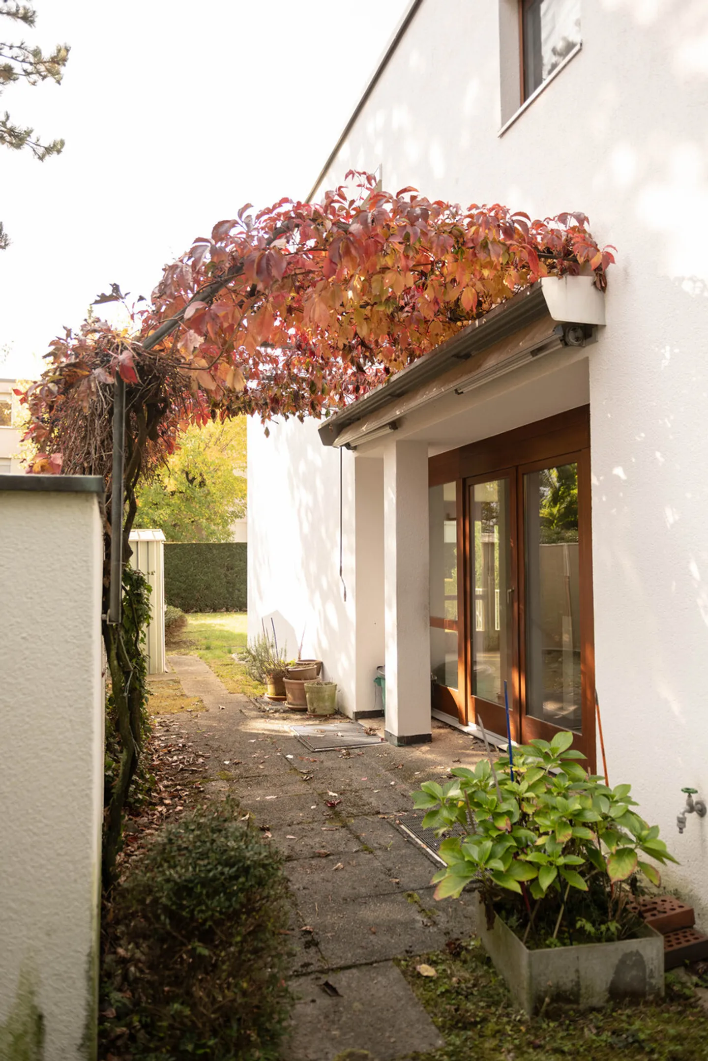 4 1/2-Room Single Family Home in a Quiet, Family-Friendly Residential Area - Photo 8 of 9