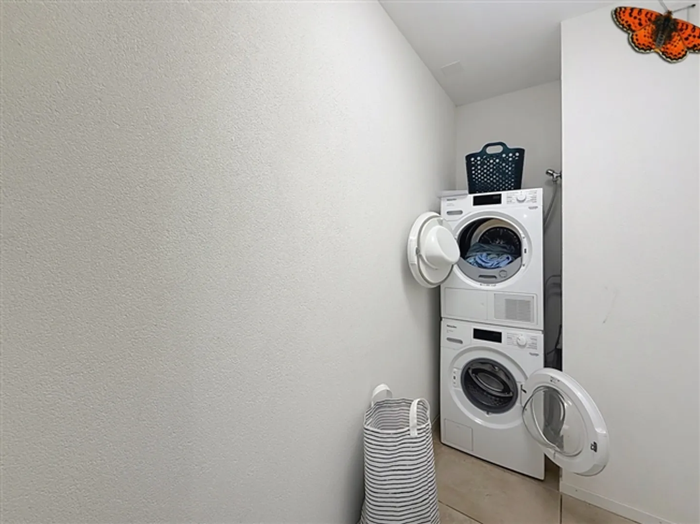 51/2 ROOMS - In Attika! - Photo 9 of 18