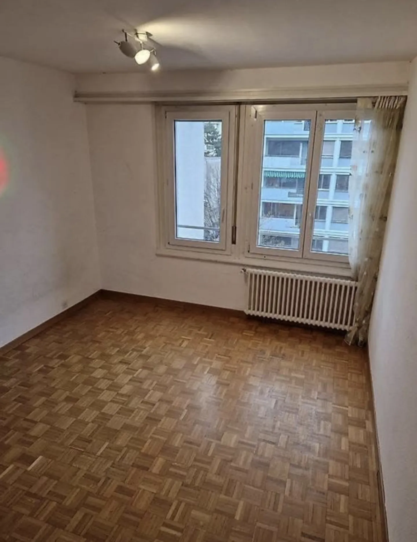 Appartamento 4,5 locali situato a Eaux Vives - Foto 4 di 4