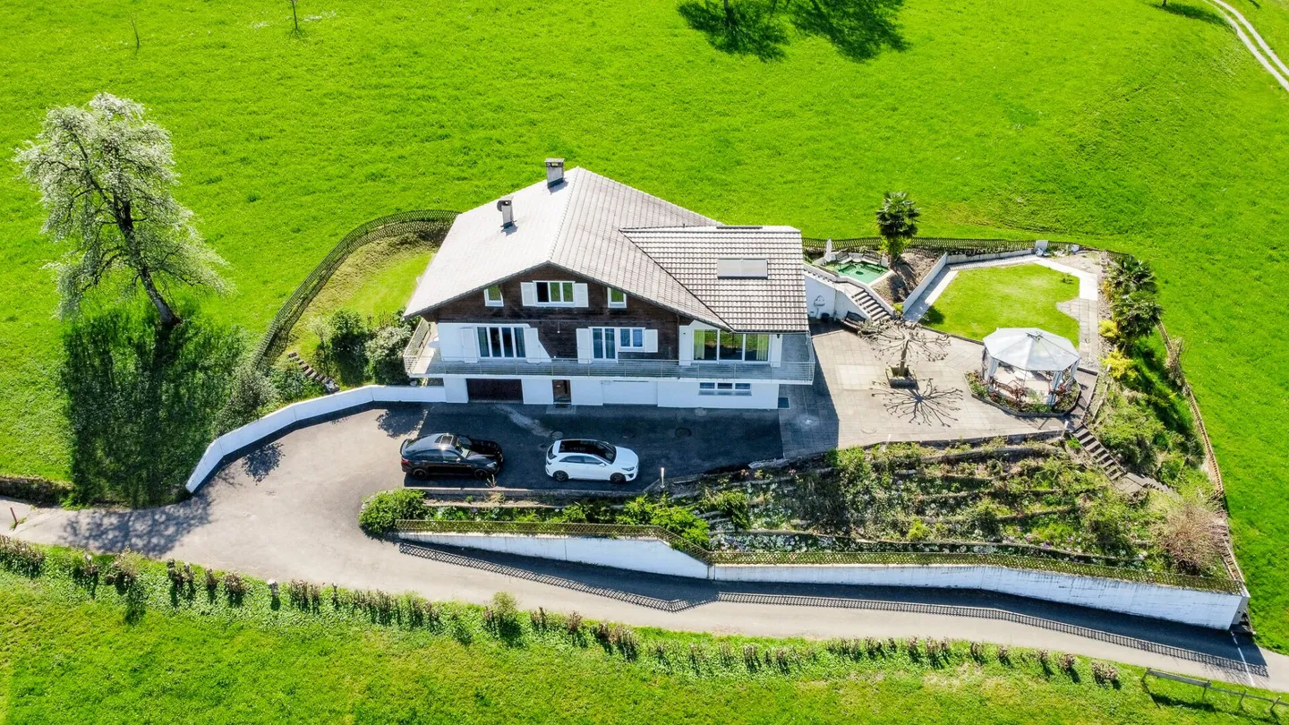Villa esclusiva con vista lago - Foto 4 di 19