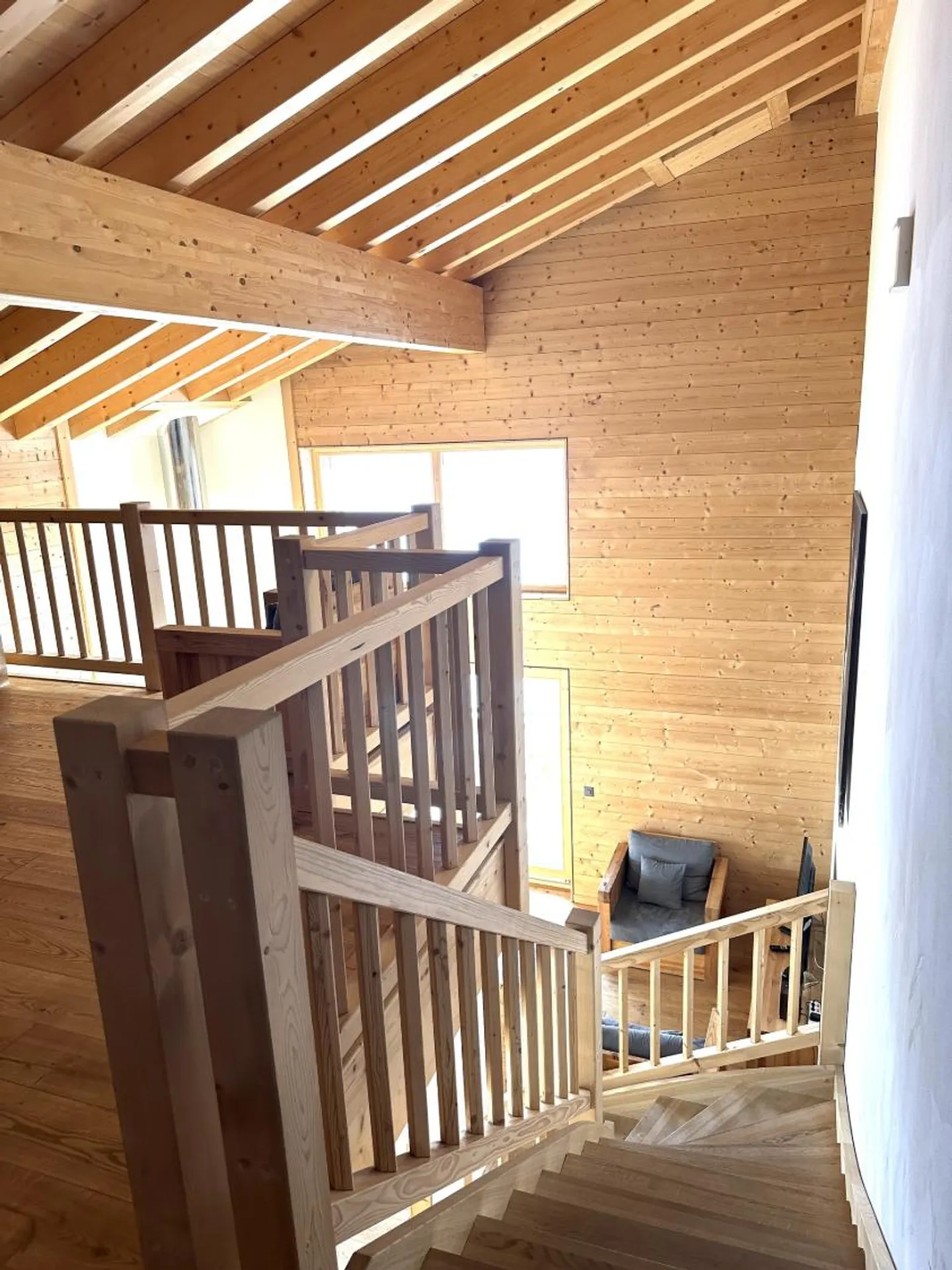 Dachgeschoss 6,5 Zimmer - Foto 8 von 9