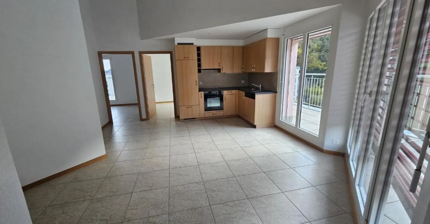 Bel Appartement avec Terrasse - Photo 1 sur 6