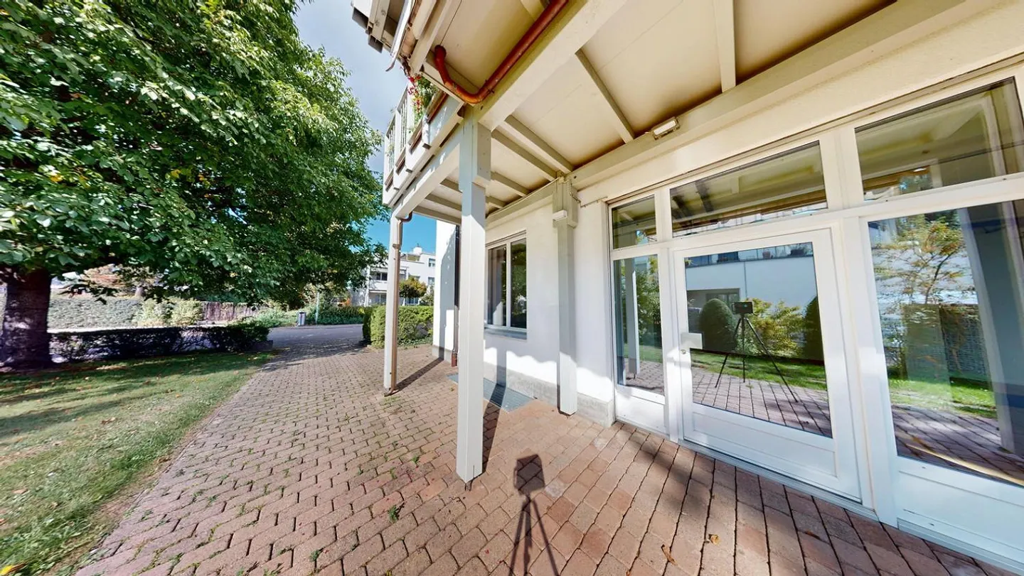 Vielseitige Gewerbefläche in Greifensee - Foto 2 von 5