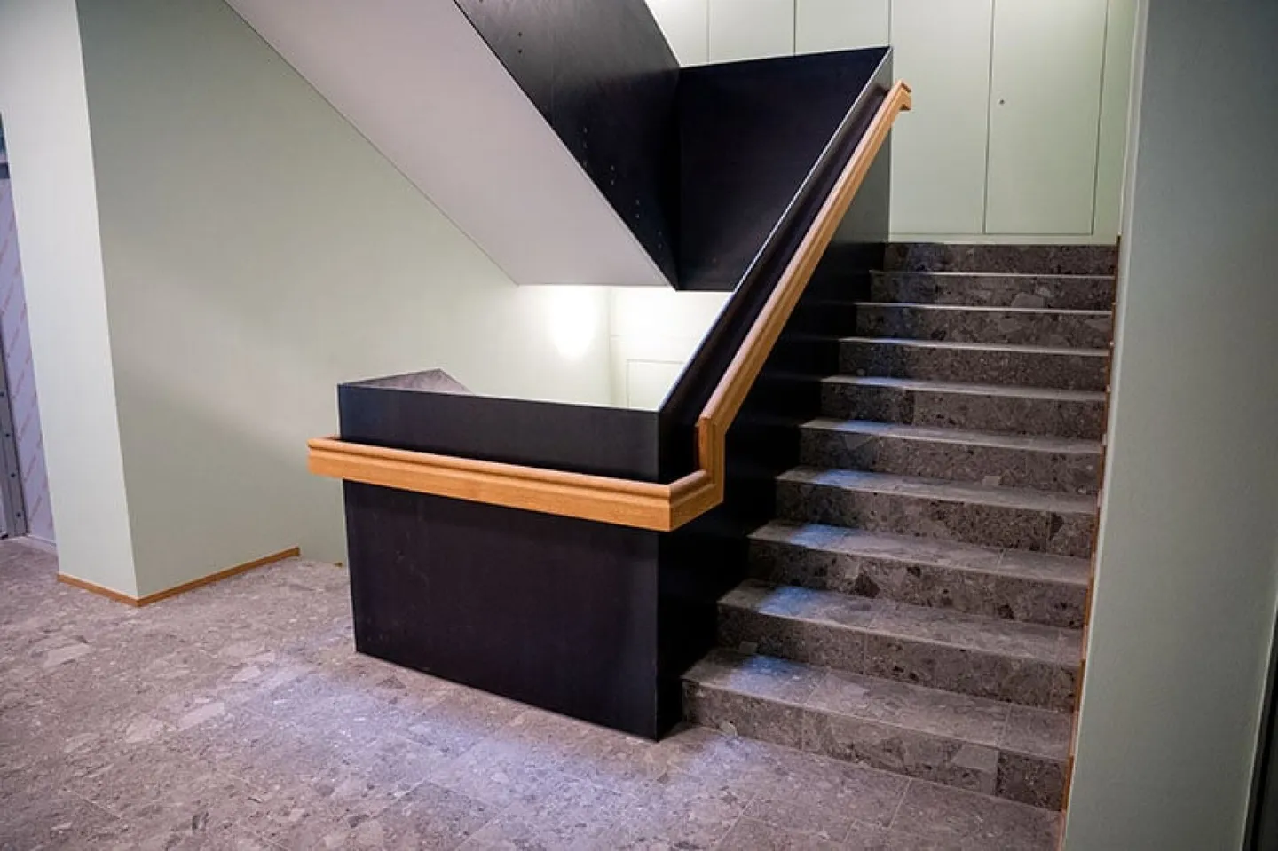 Goldäcker II - Area al piano terra in una posizione di alta visibilità - Foto 5 di 8