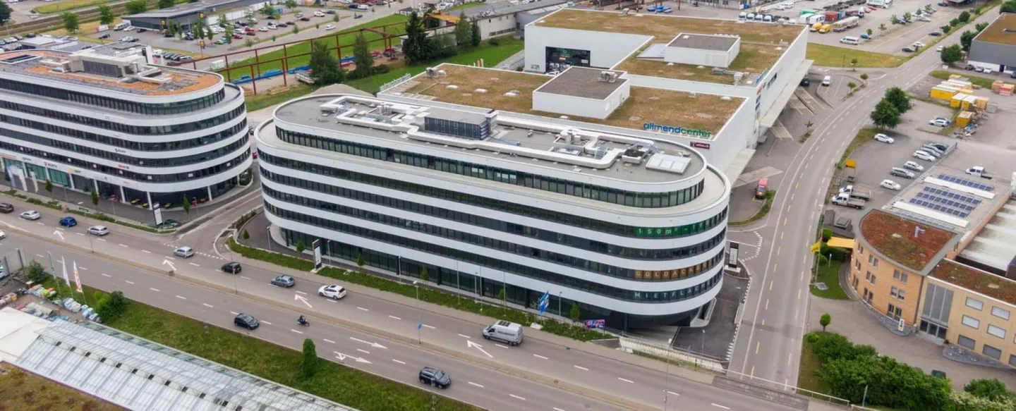 Goldäcker II - Area al piano terra in una posizione di alta visibilità - Foto 2 di 8