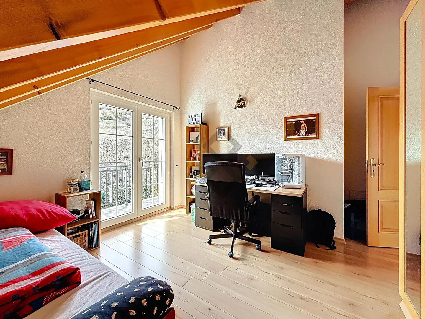 Charming Family Villa in Quiet Area - Photo 7 of 12