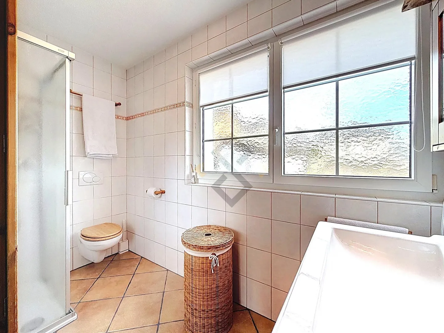 Charming Family Villa in Quiet Area - Photo 8 of 12