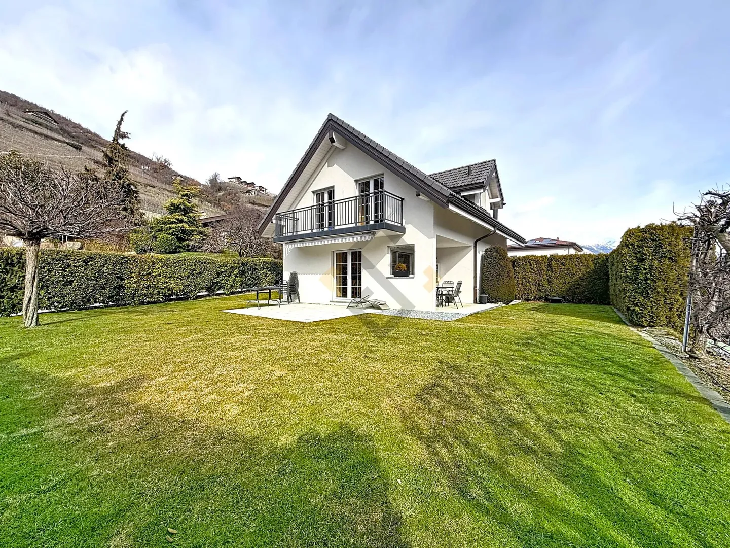 Charming Family Villa in Quiet Area - Photo 11 of 12