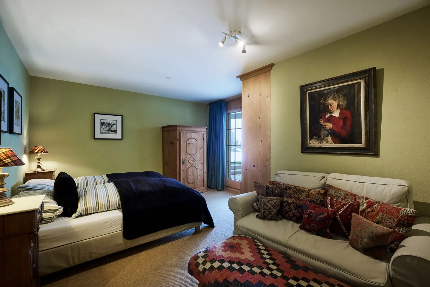 Sunny Mountain View - Photo 7 of 11