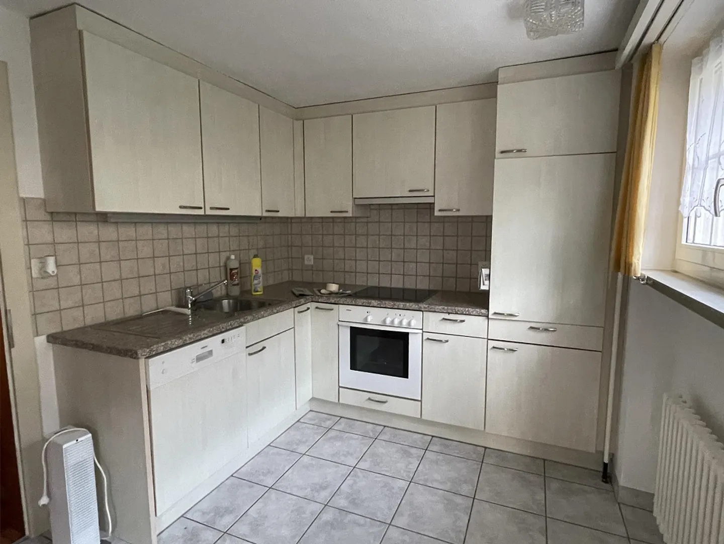 Charmante 3.5 Zimmer Wohnung - Foto 6 von 6