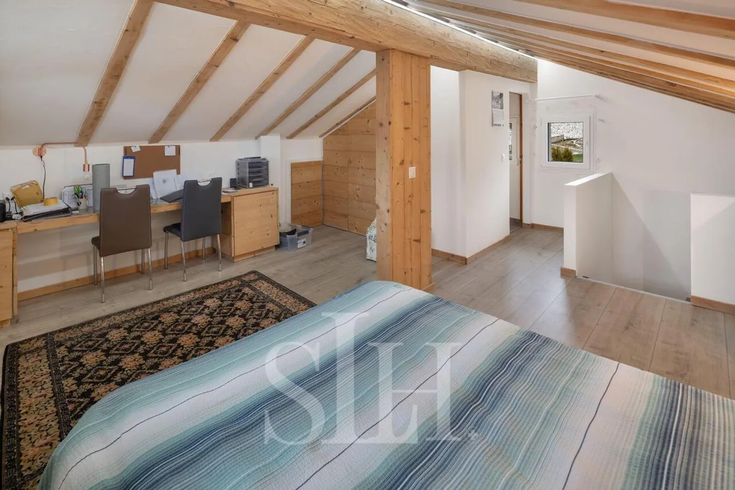 Chalet, View and privileged location near Crans-Montana - Photo 4 of 13