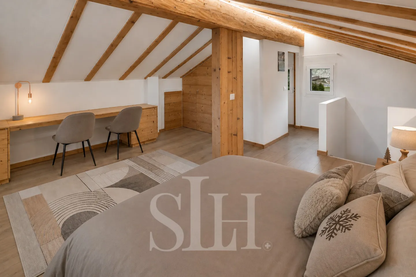 Chalet, View and privileged location near Crans-Montana - Photo 5 of 13