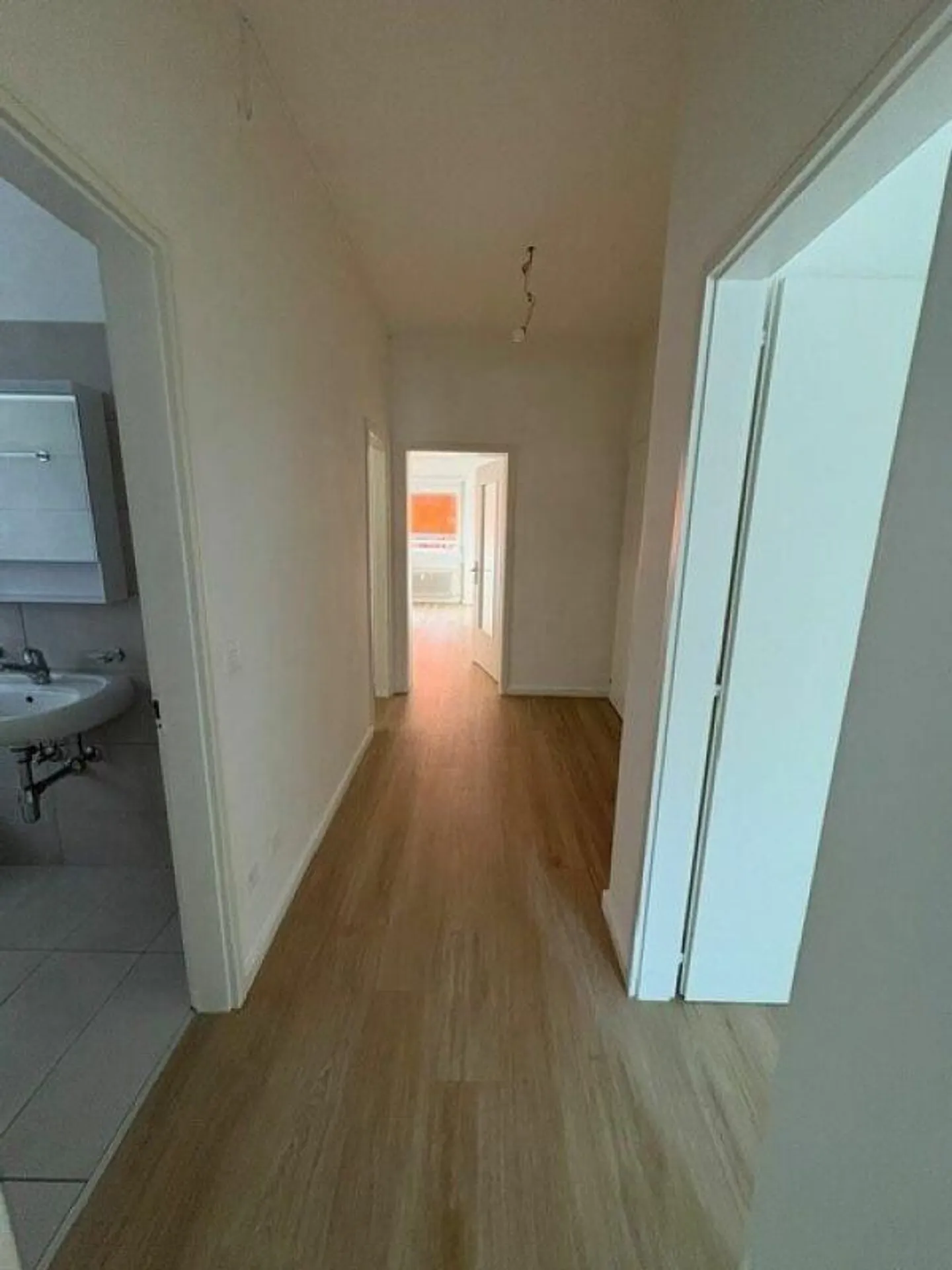 8900 Chiasso, Via G. Guisan 19a, apartment no. 1941 - Photo 8 of 9