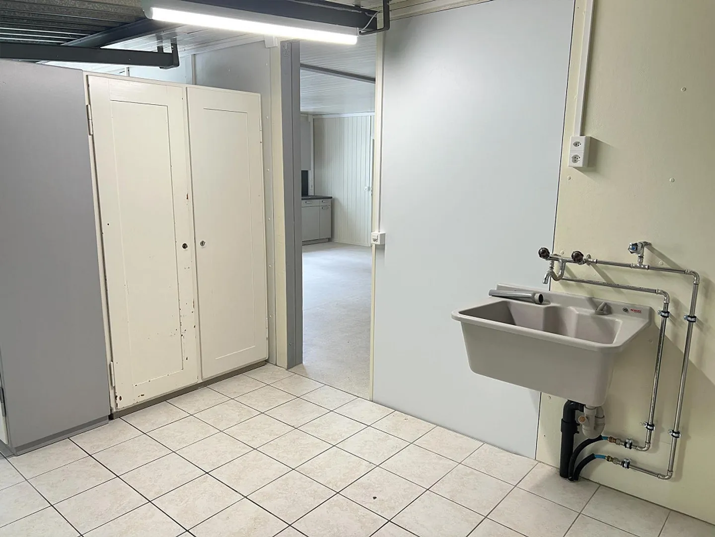 Grosszügige Wohnung in naturnaher Lage mit Wintergarten und Sitzplatz - Photo 11 of 13
