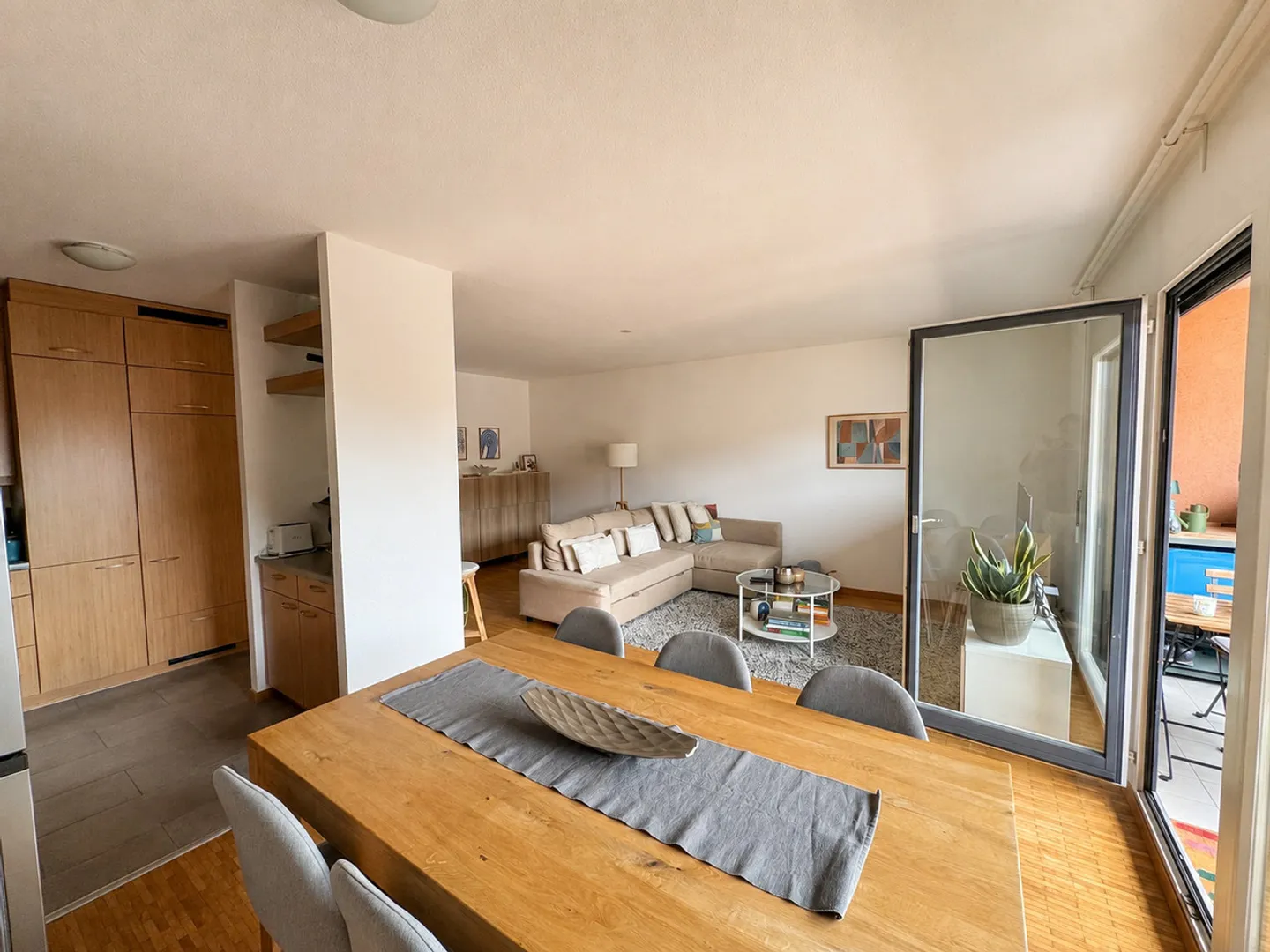 Apartment with Passage - Nyon - Photo 2 of 8