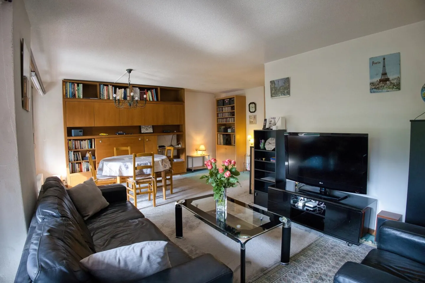Sonnige 4,5-Zimmer-Wohnung in der Nähe von Annehmlichkeiten - Foto 3 von 13