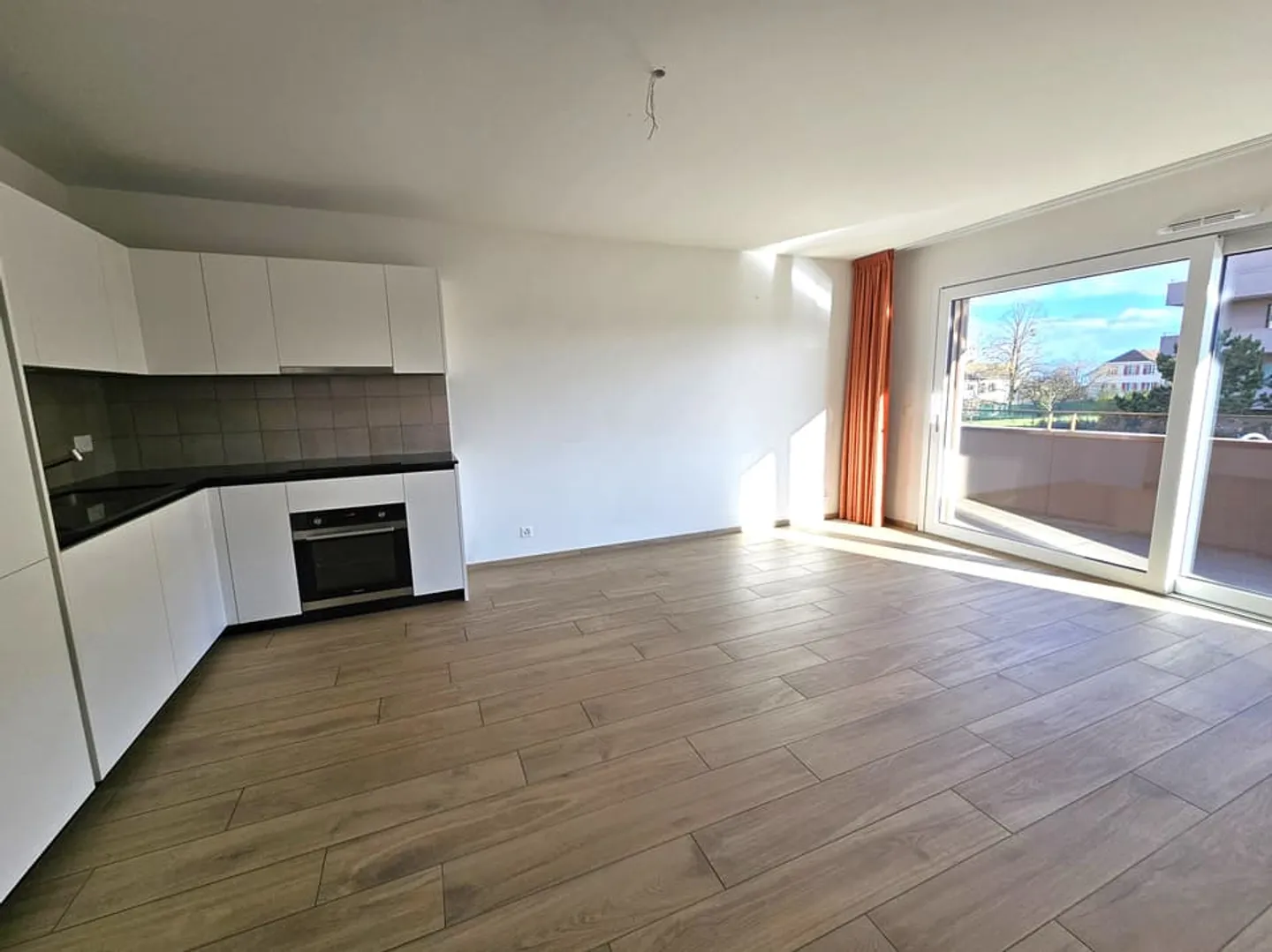 Südseitige Wohnung mit Balkon - Foto 3 von 10