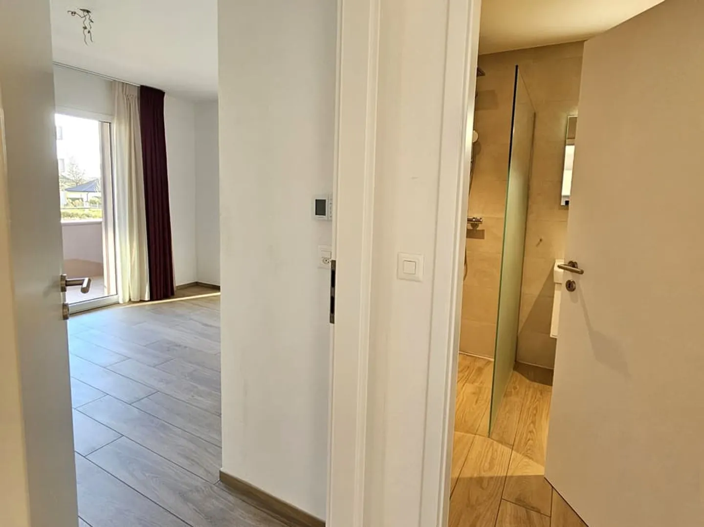 Südseitige Wohnung mit Balkon - Foto 8 von 10