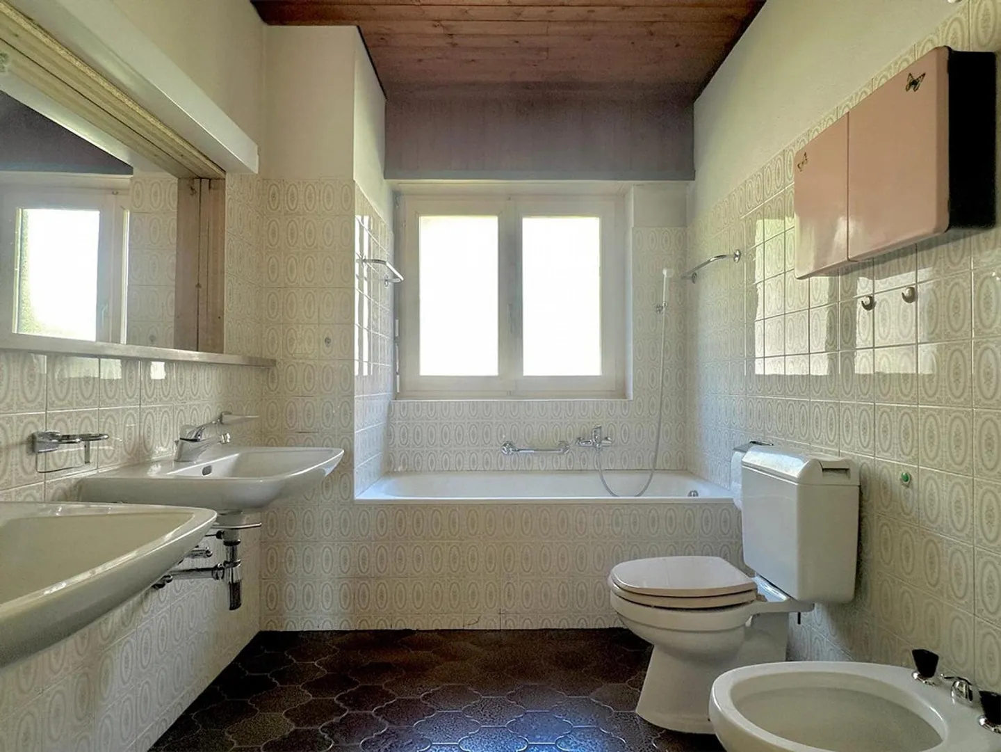 Maison bifamiliale avec jardin dans un quartier résidentiel à Agno à vendre - Photo 5 sur 10
