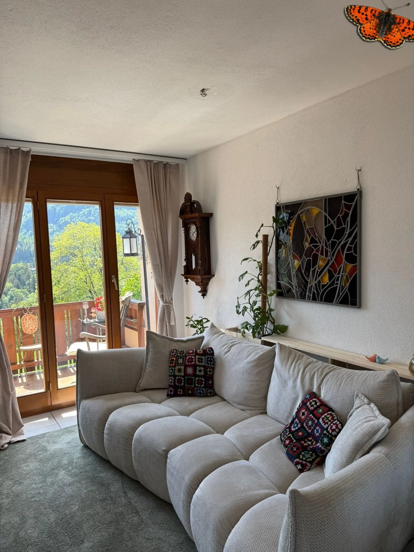 CHIC 3 ½ ROOMS RENOVATED - Large V-shaped balcony of 25m²! - Photo 6 of 11