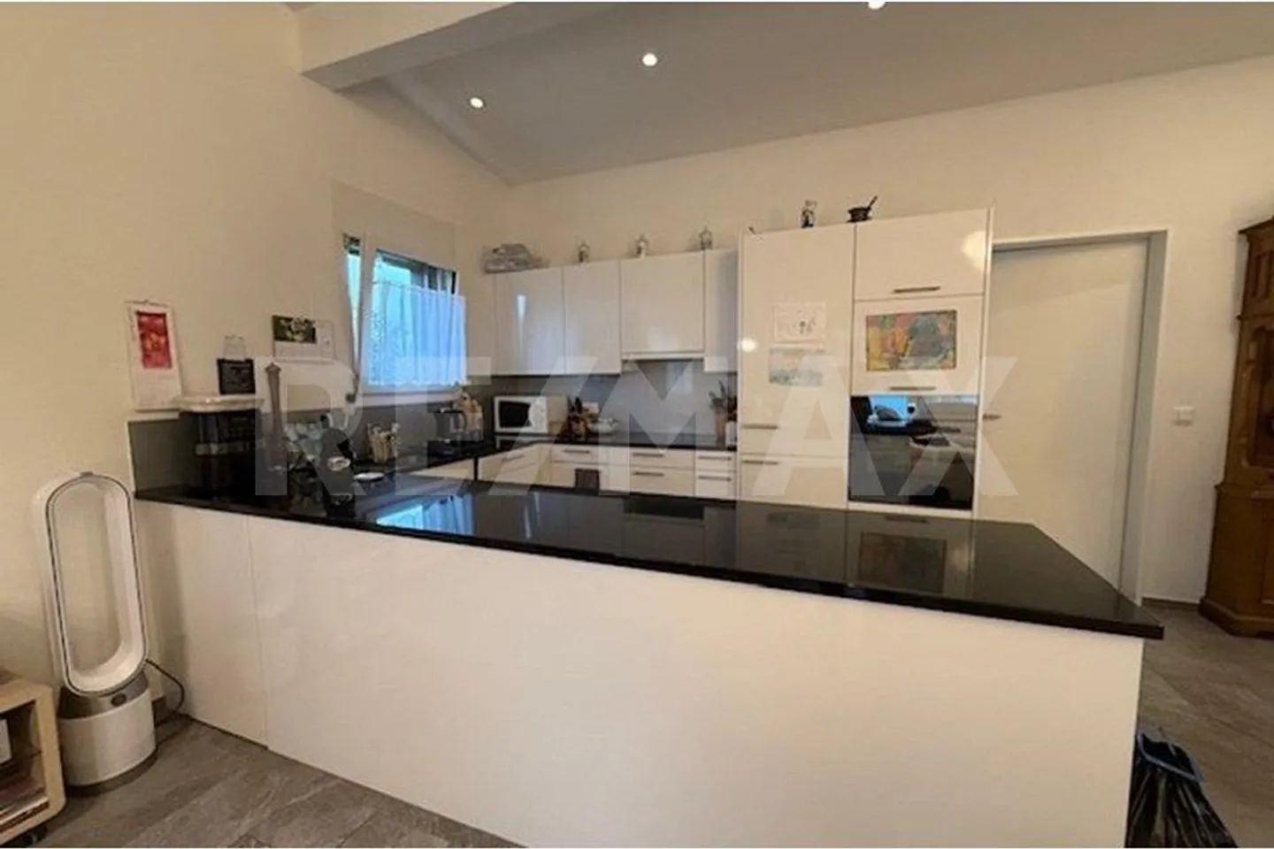 3.5 Room Apartment - Photo 6 of 13