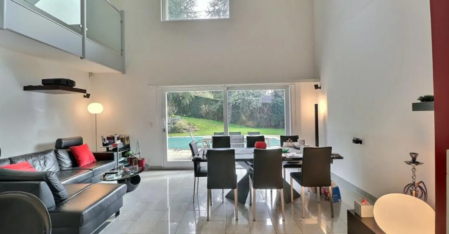 7.5 Room House - Photo 7 of 13