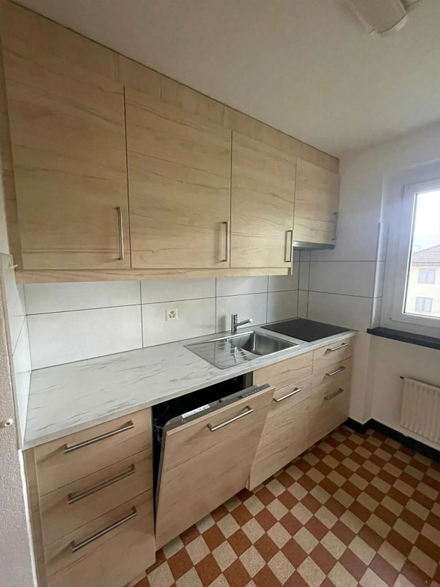 Appartamento di 4 stanze in affitto - Foto 9 di 11