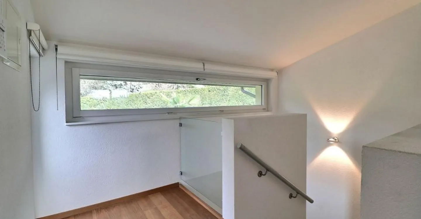 7.5 Room House - Photo 12 of 13