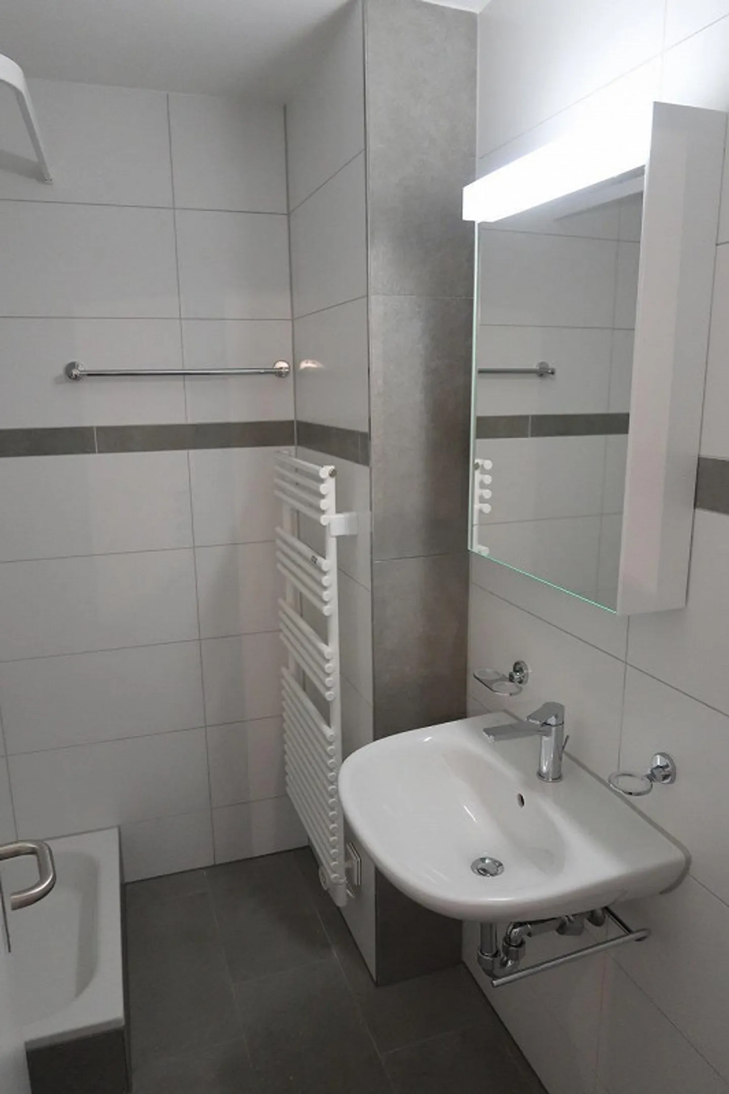 Modernes Apartment in Lyss - Foto 3 von 7