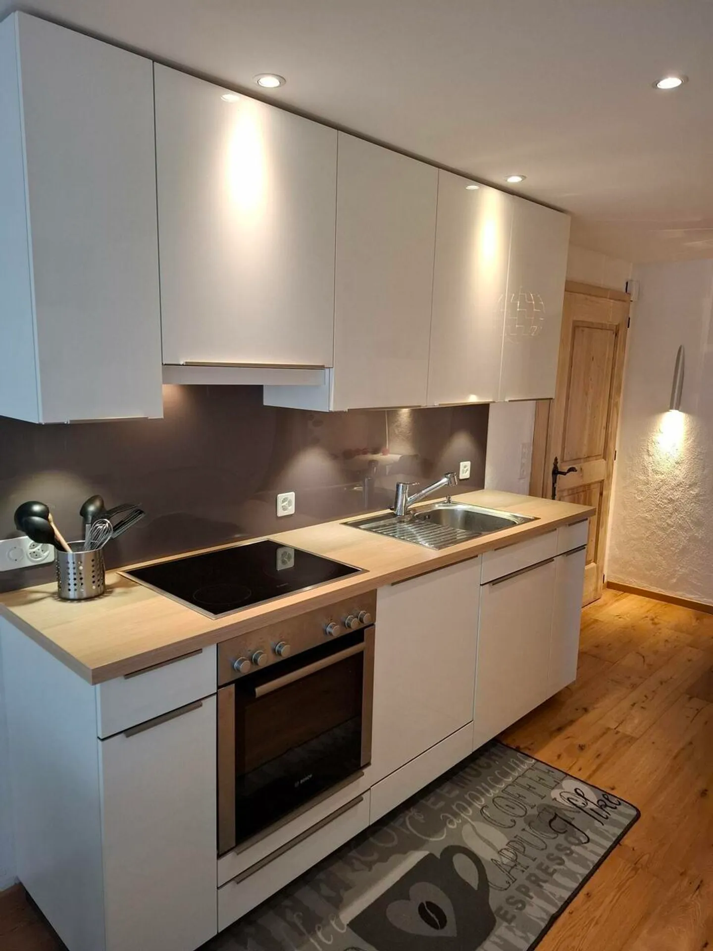 Accoglienti 4.5 stanze arredate. Affitto annuale - Foto 7 di 12