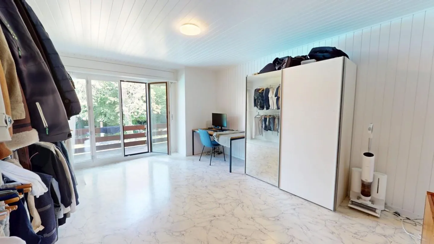 2-family house with beautiful garden - Photo 10 of 14