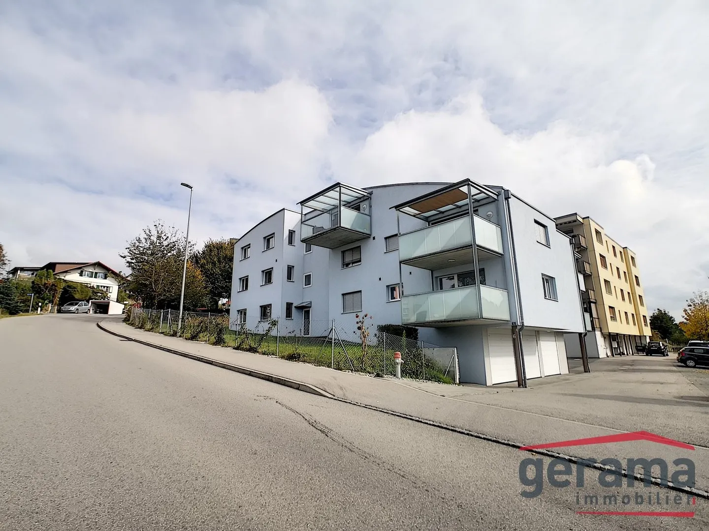 Aussenparkplatz zu Vermieten in Schmitten - Photo 3 sur 3