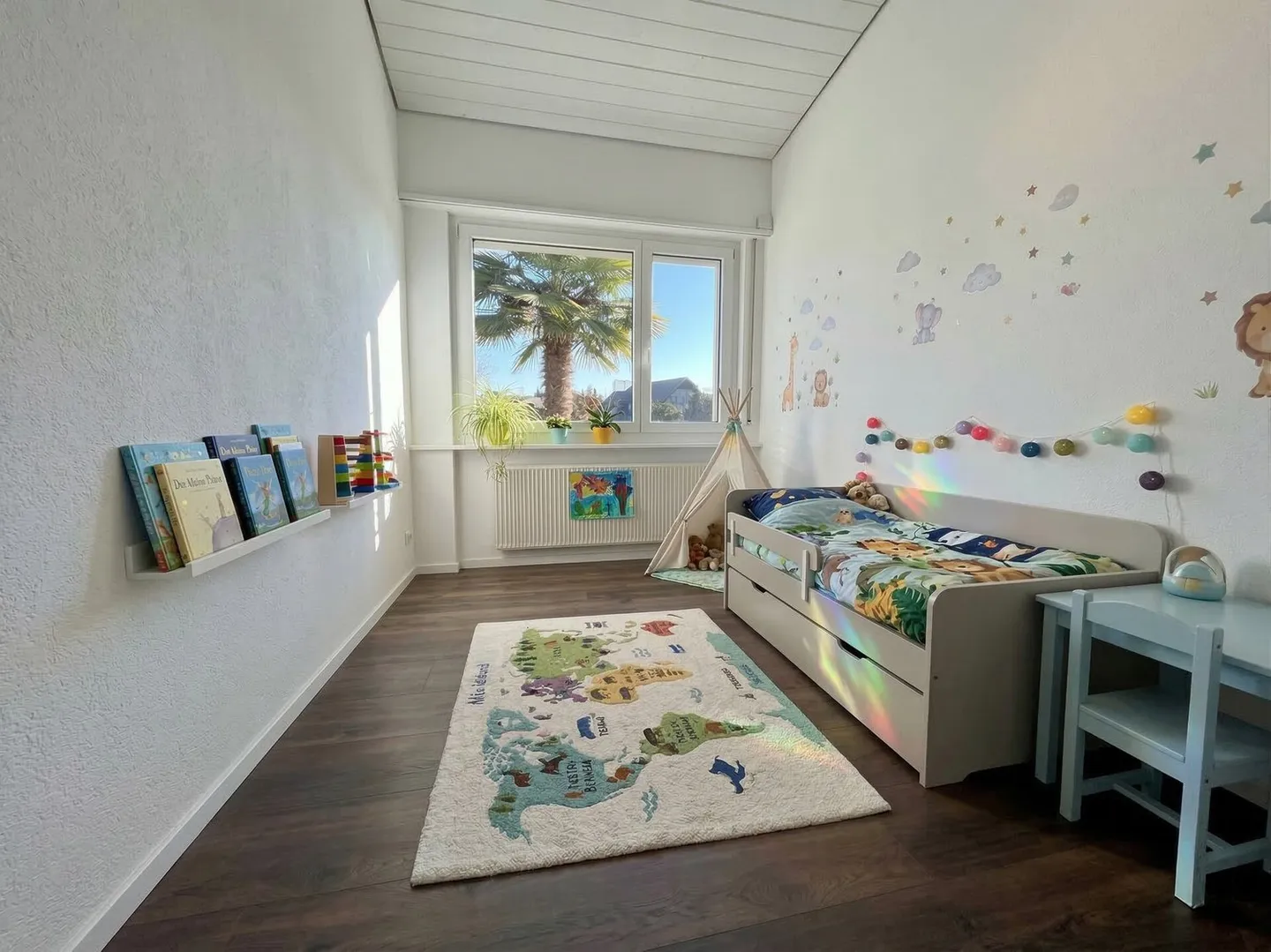 Maison individuelle avec beaucoup de potentiel - Photo 7 sur 13