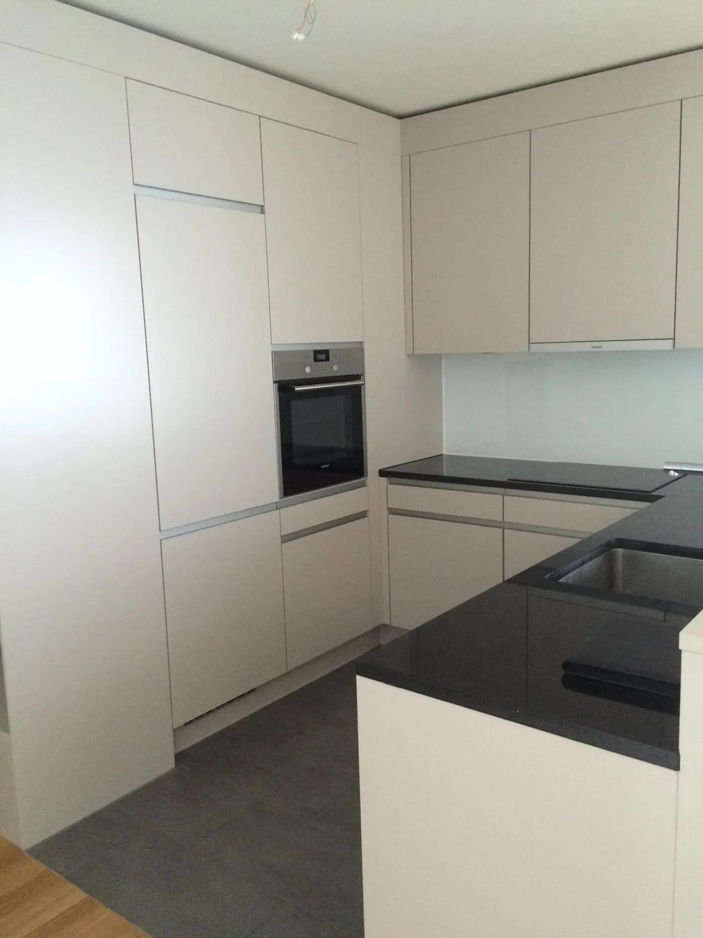 Modern Apartment by the Aare - Photo 10 of 10