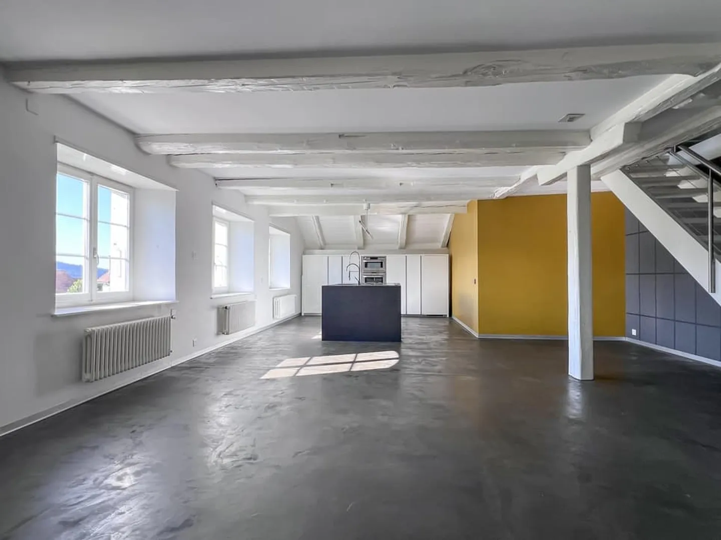 Charming duplex with a view of Val-de-Ruz ? 4.5 rooms 159 m² - Photo 4 of 9