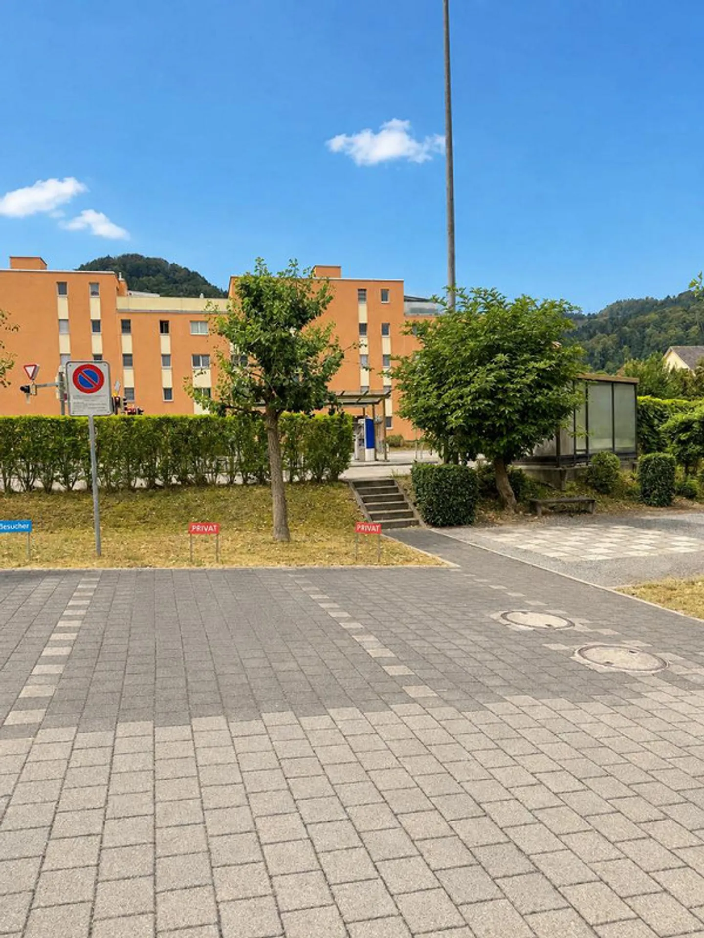 Aussenparkplatz in Neuenhof zu vermieten - Photo 1 of 1