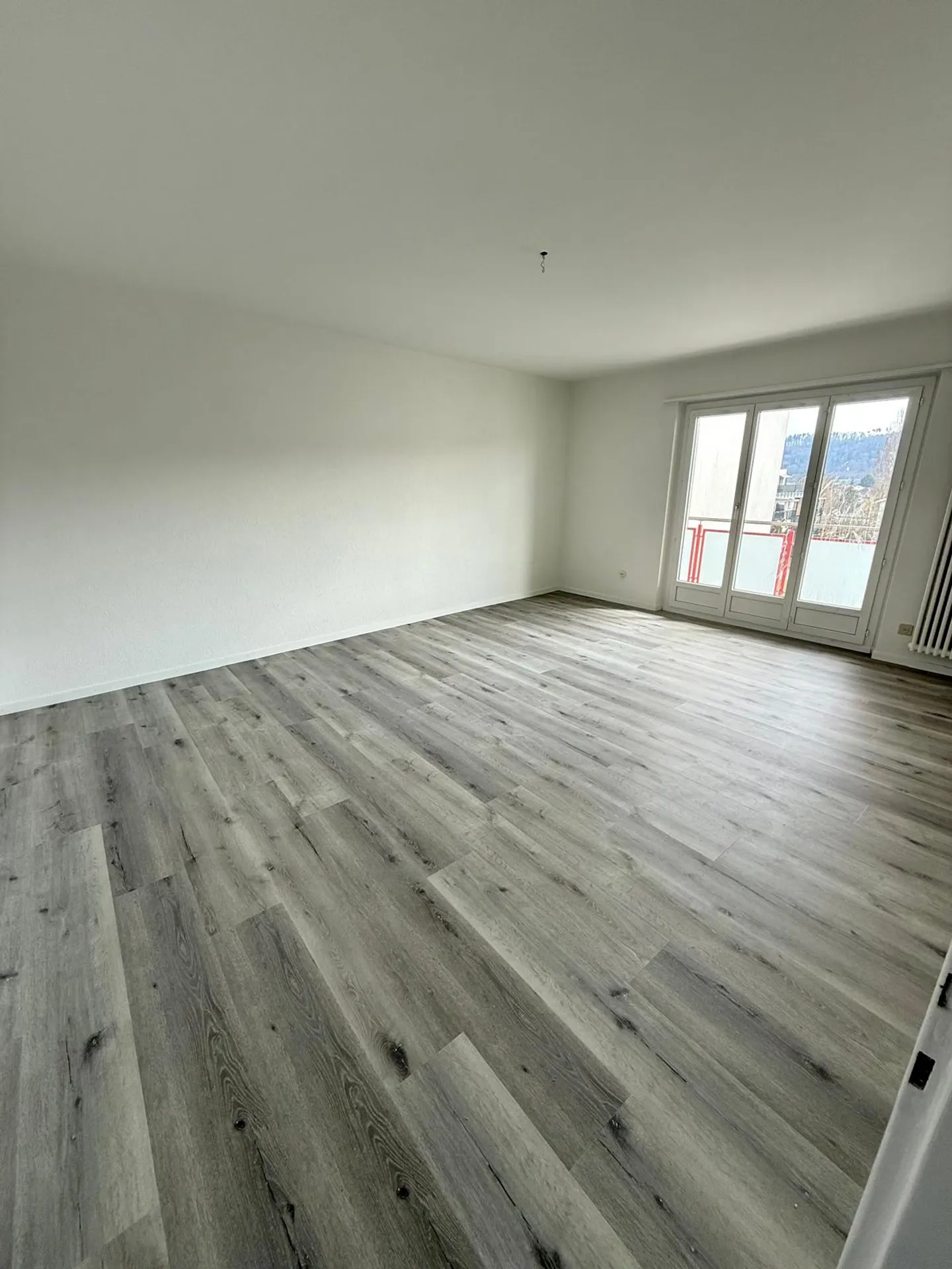Modern 3-room apartment in Brügg - Photo 1 of 7