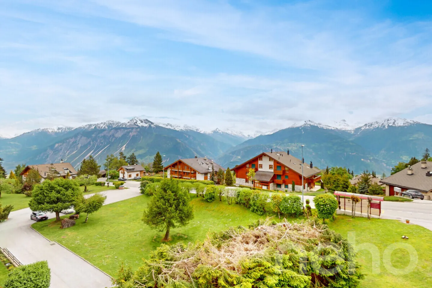 Appartement lumineux avec vue imprenable à Crans-Montana - Photo 1 sur 13