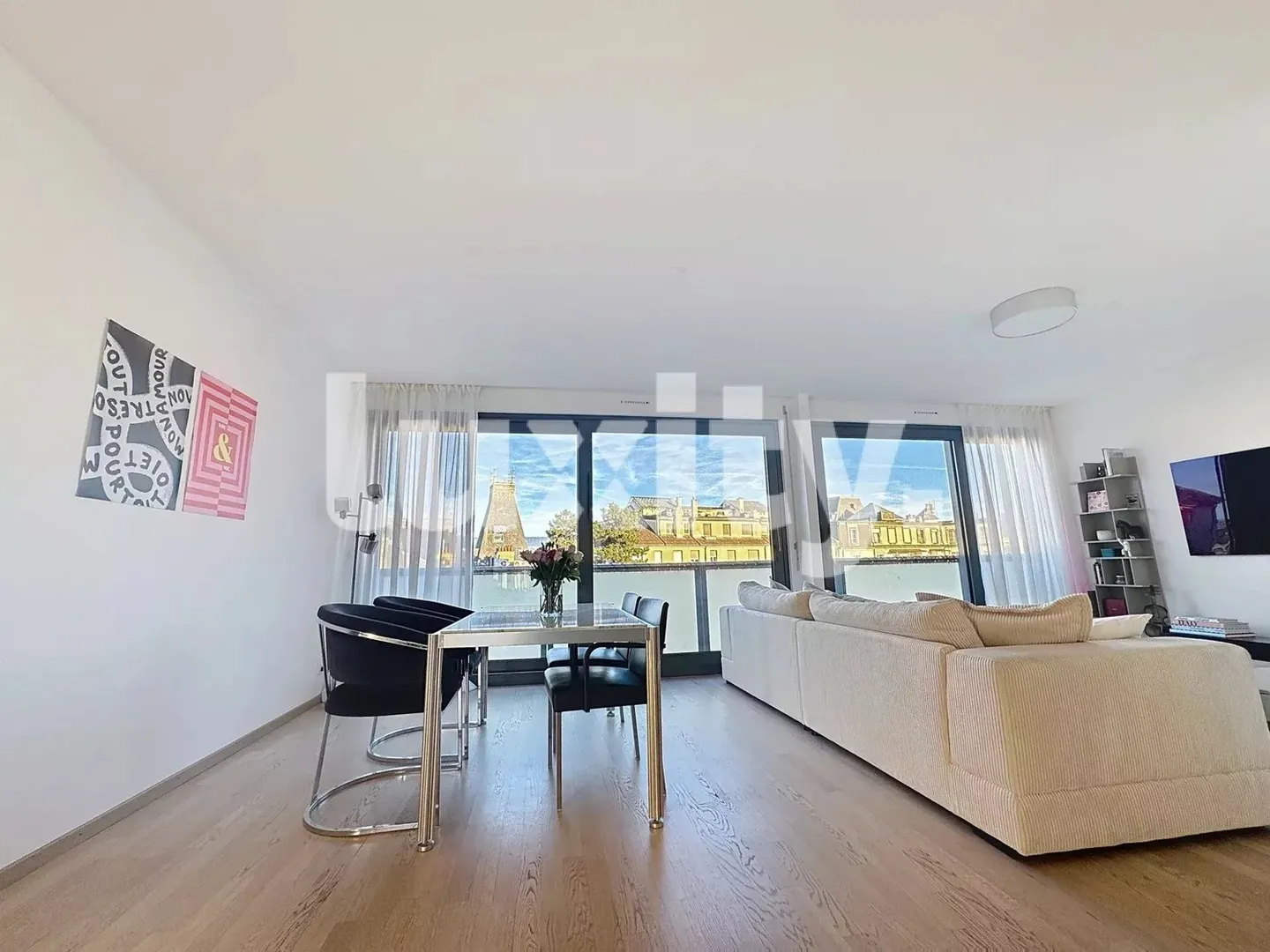 Bel appartement avec terrasse sur le toit - Photo 2 sur 9