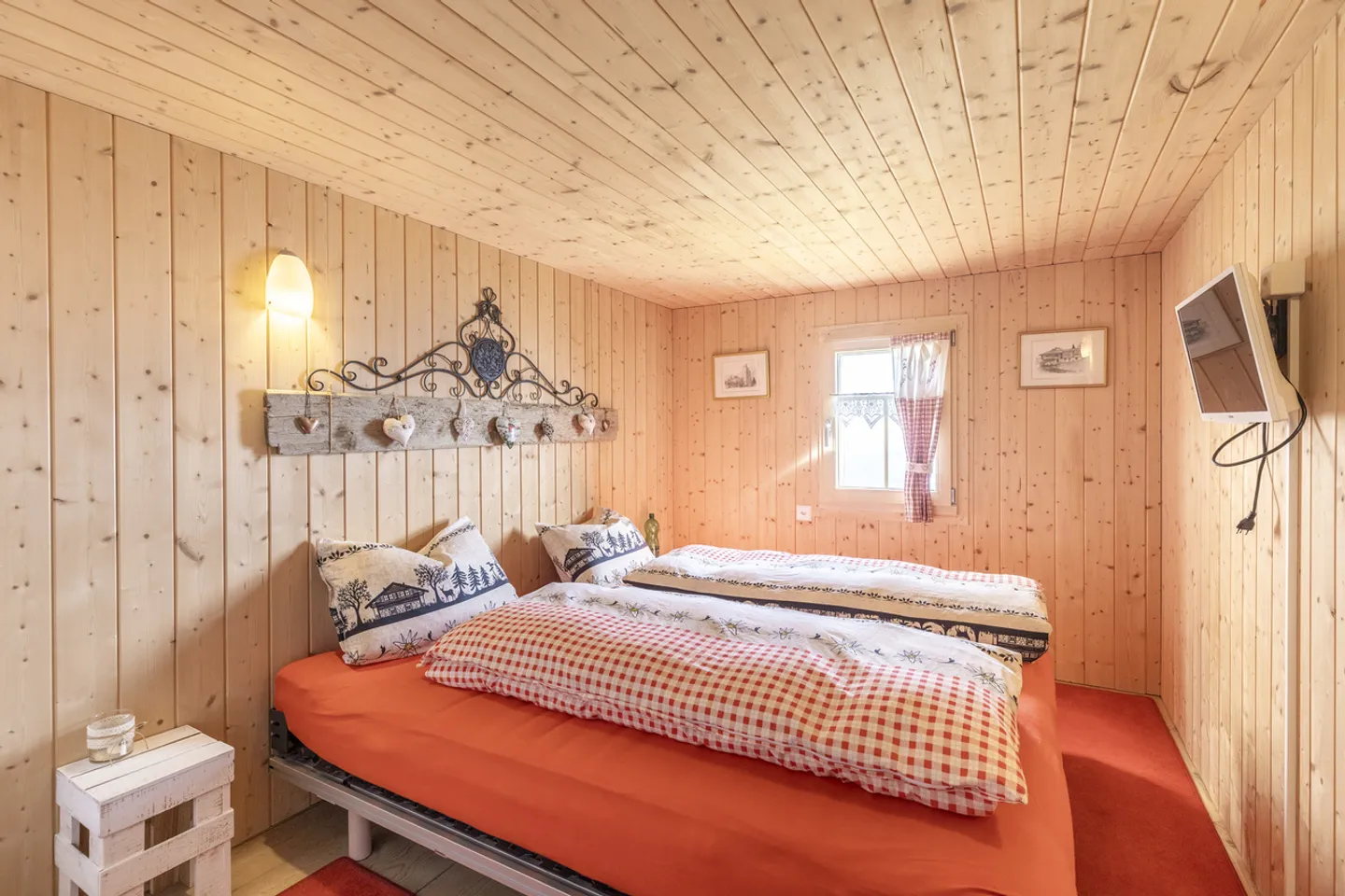 Charming Mountain Cabin - Panoramic Views, Nature and Pure Tranquility - Photo 4 of 8