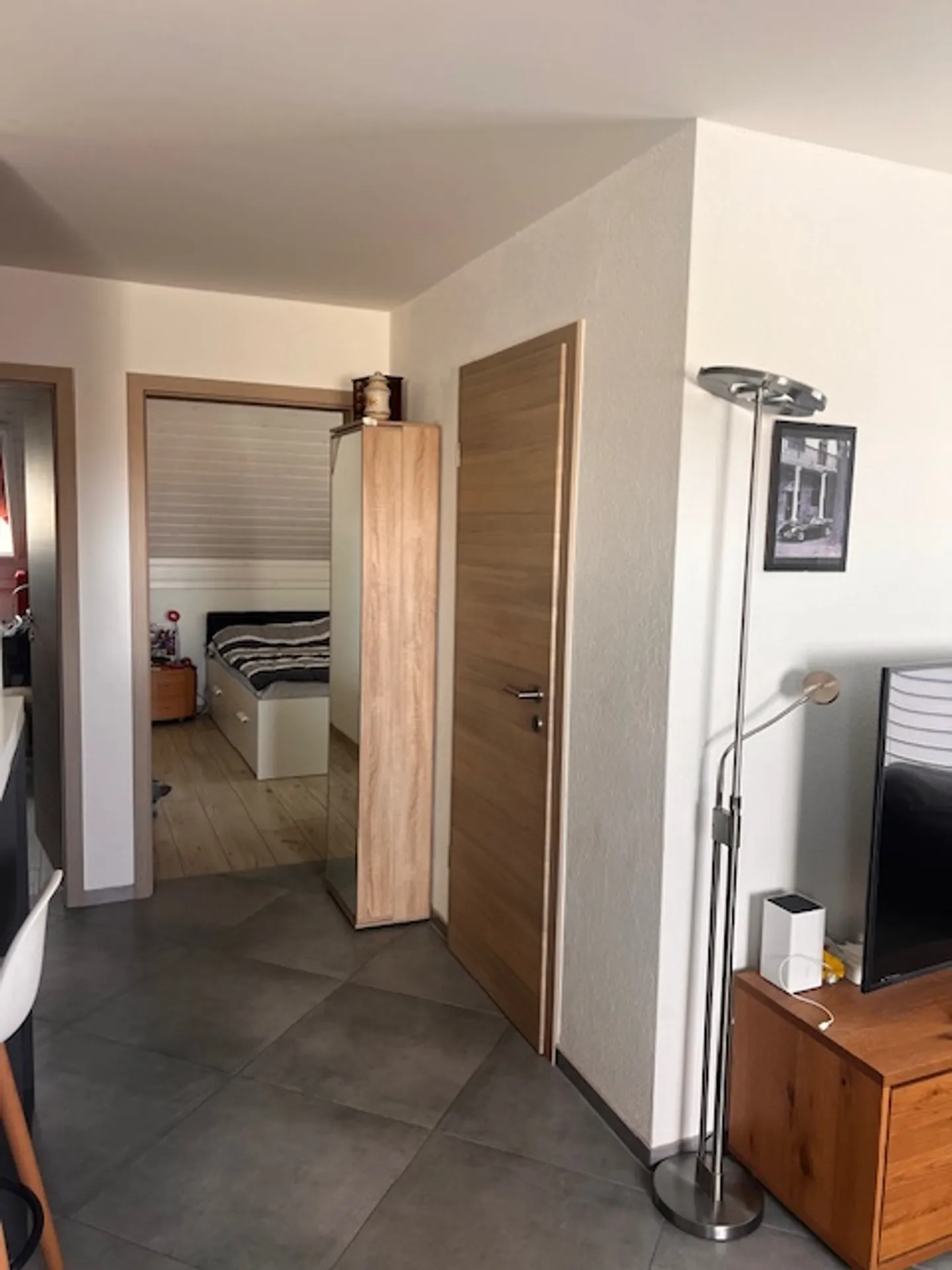 Appartement quasi neuf in Attika mit Terrasse in Villars-le-Terroir - Foto 4 von 14
