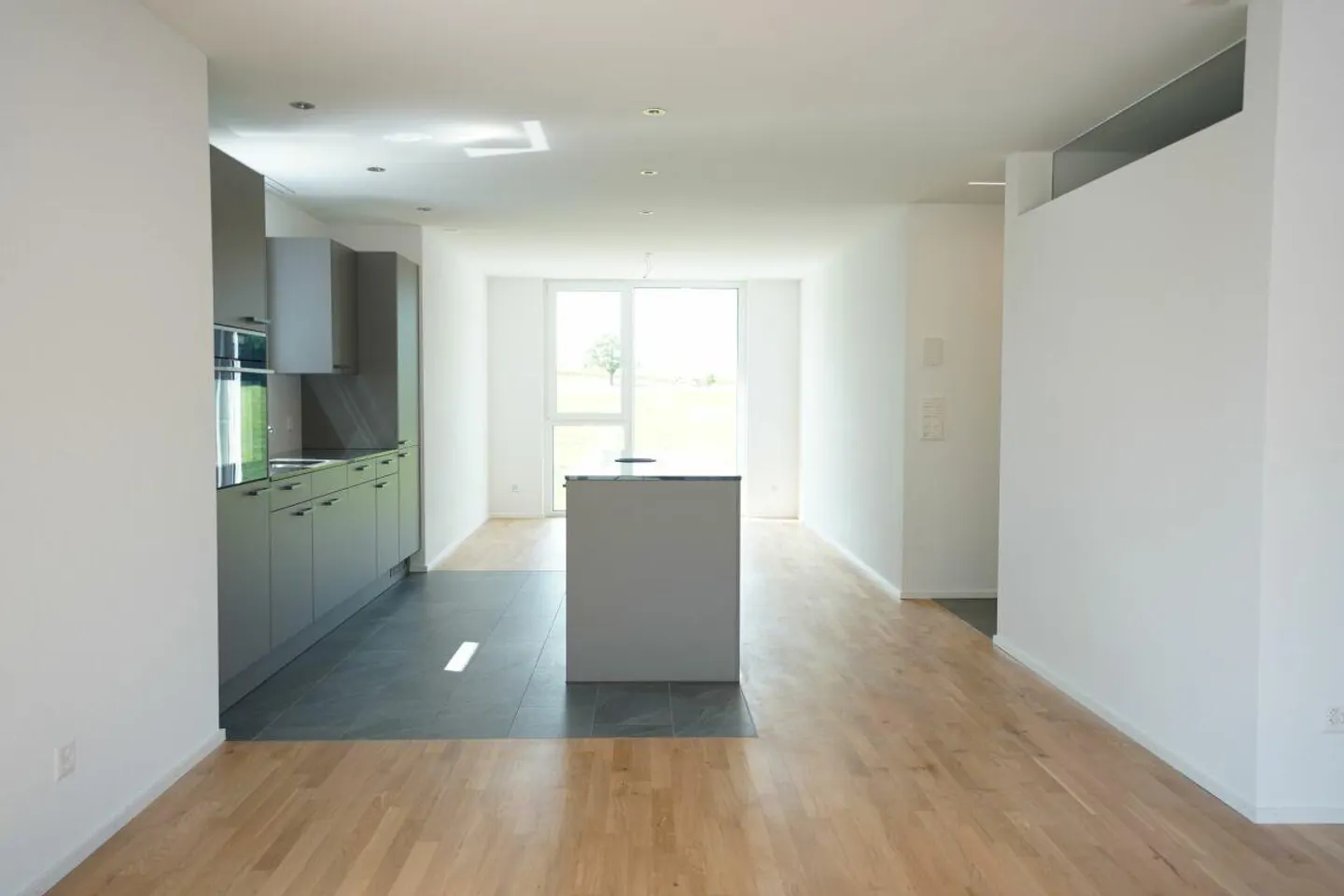 Moderne 4.5-Zimmerwohnung - Foto 5 von 24