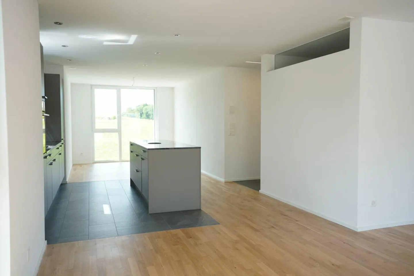 Moderne 4.5-Zimmerwohnung - Foto 9 von 24