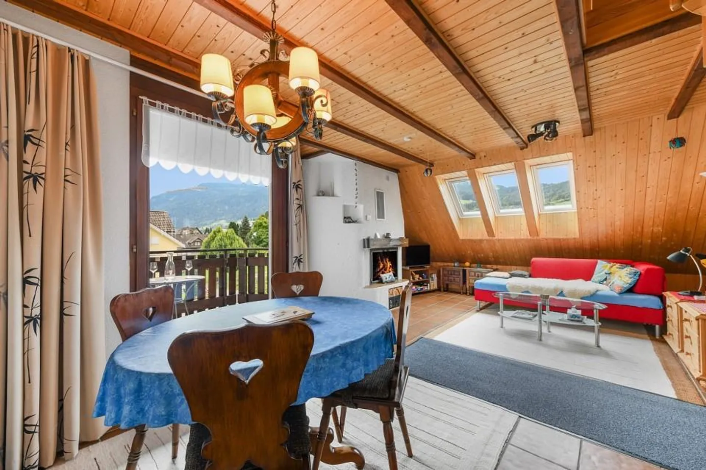 Besondere Ferienwohnung in Nesslau, ideal für Skifans und Wanderer! - Foto 3 di 13