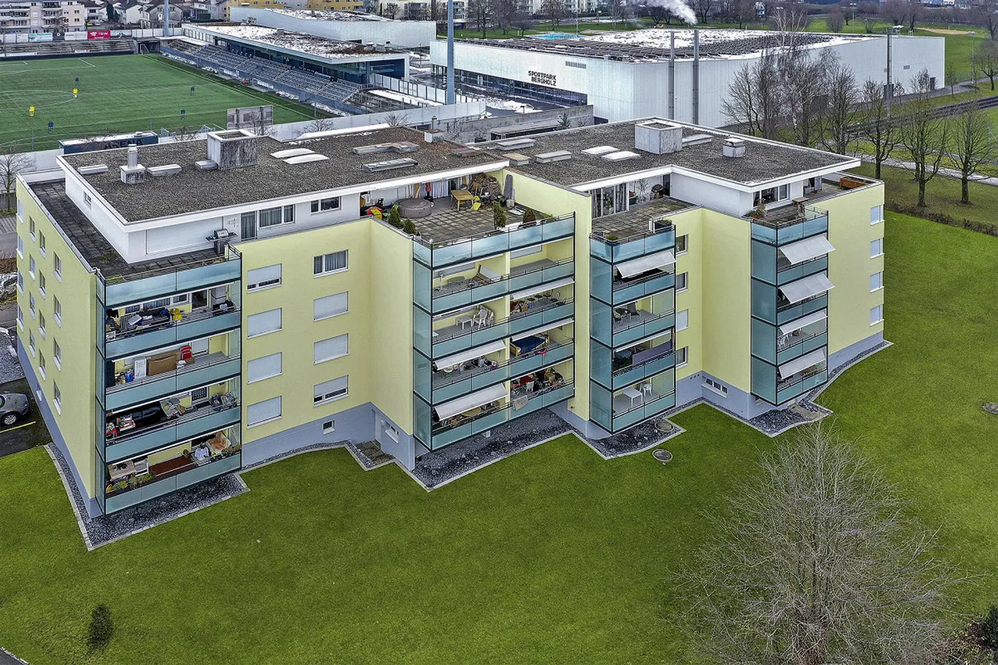 Zentrale und gemütliche 3.5 Zimmerwohnung zu vermieten! - Foto 1 von 8