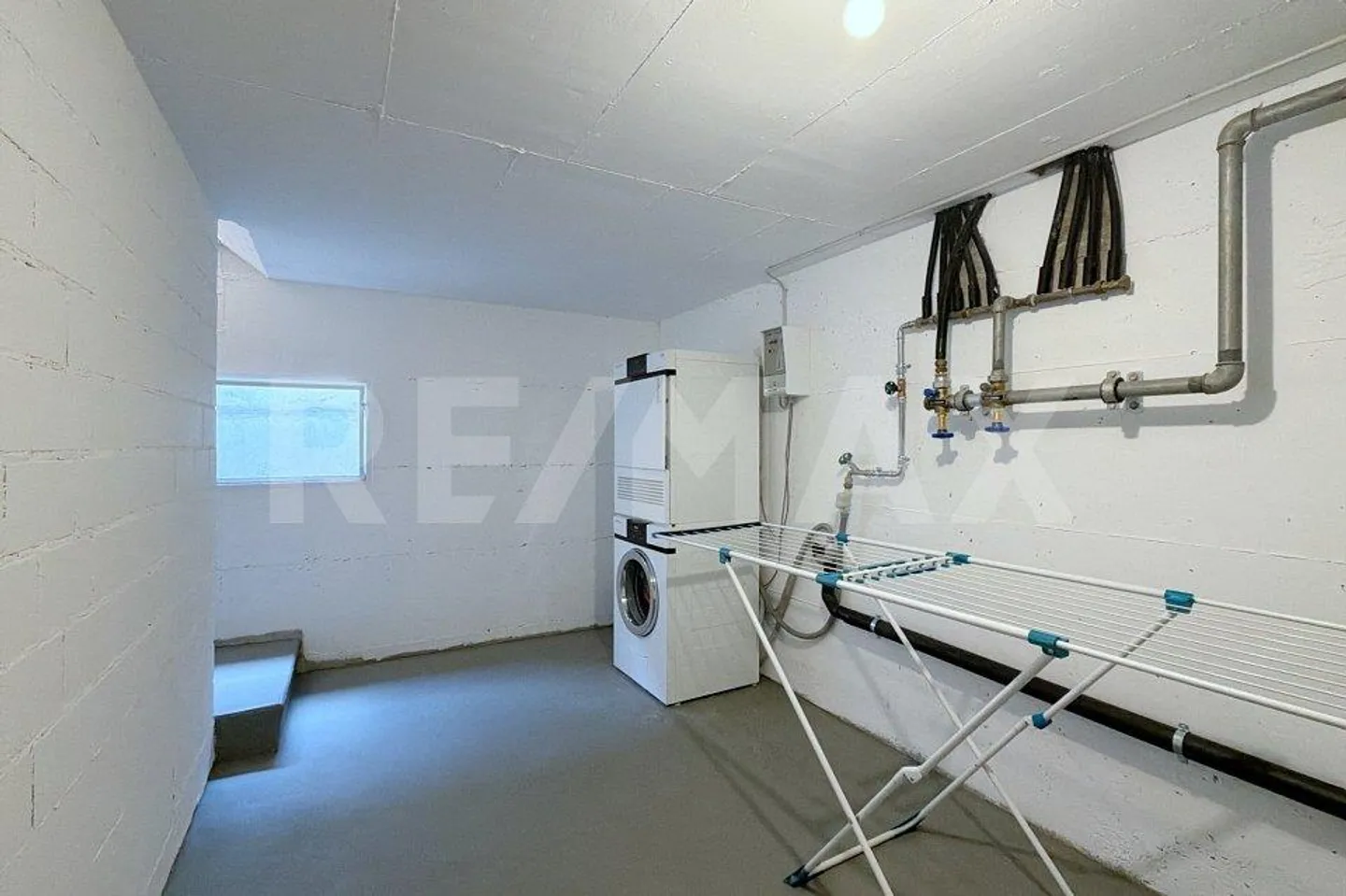 Investment property with potential – Detached multi-family house near B... - Photo 11 of 13
