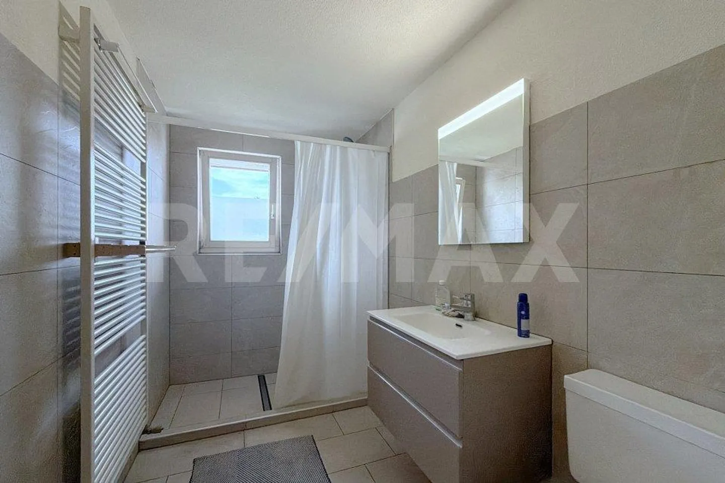 Investment property with potential – Detached multi-family house near B... - Photo 9 of 13
