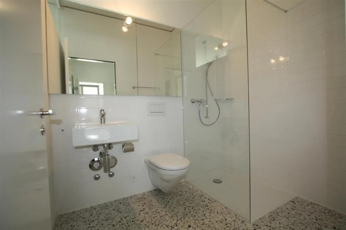 Modernes Zimmer im Glattpark zu vermieten - Foto 4 von 4