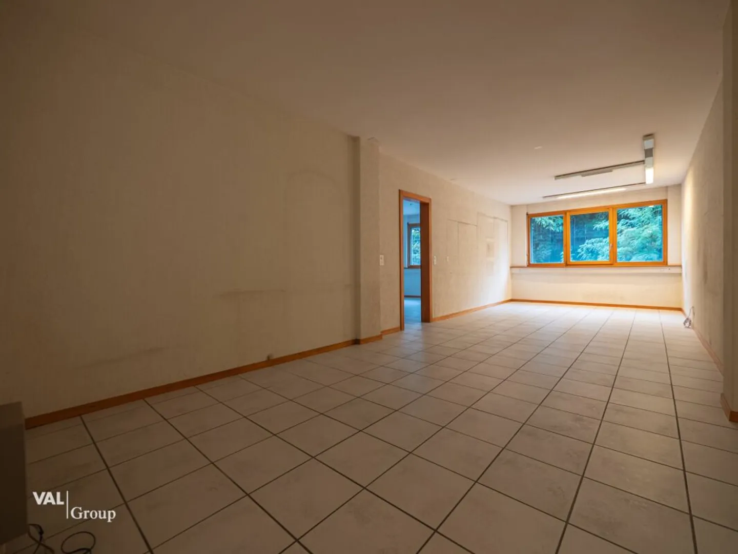 Büro zur Miete in Sierre - Ideale Lage mit 137 m² - Foto 2 von 9