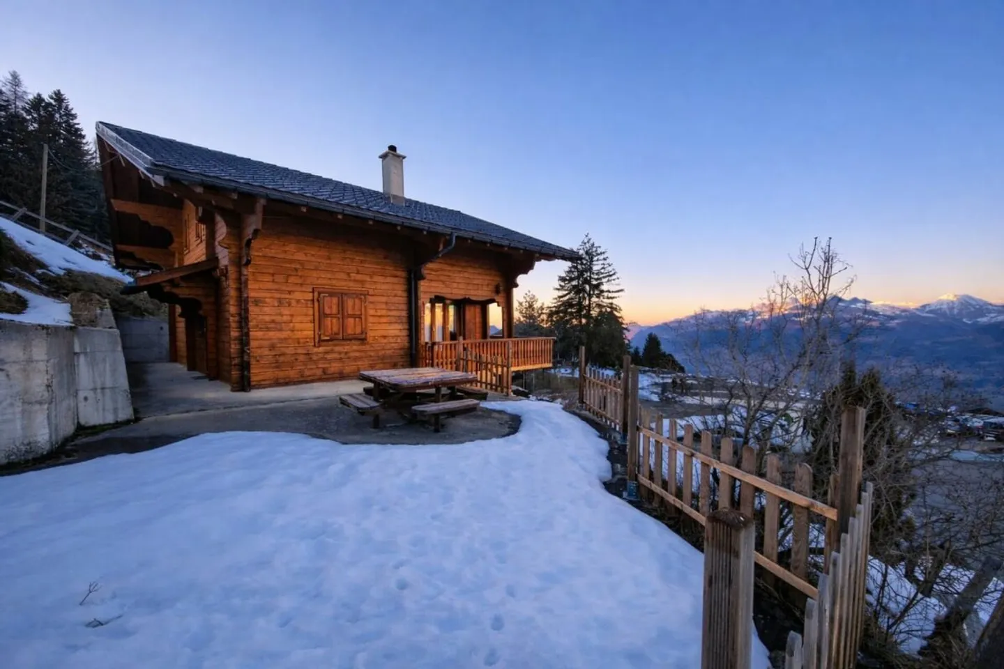 Chalet autentico a Les Giettes - Foto 3 di 17